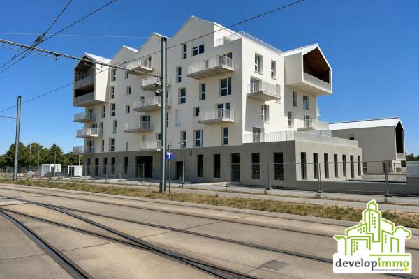 AU SEIN DU NOUVEL ECOQUARTIER DE FLEURY SUR ORNE LOCAL NEUF A VENDRE