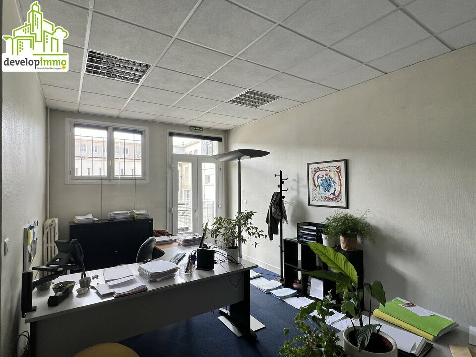 BUREAU 200 m² Centre-ville de CAEN BUREAU 200 m² Centre-ville de CAEN