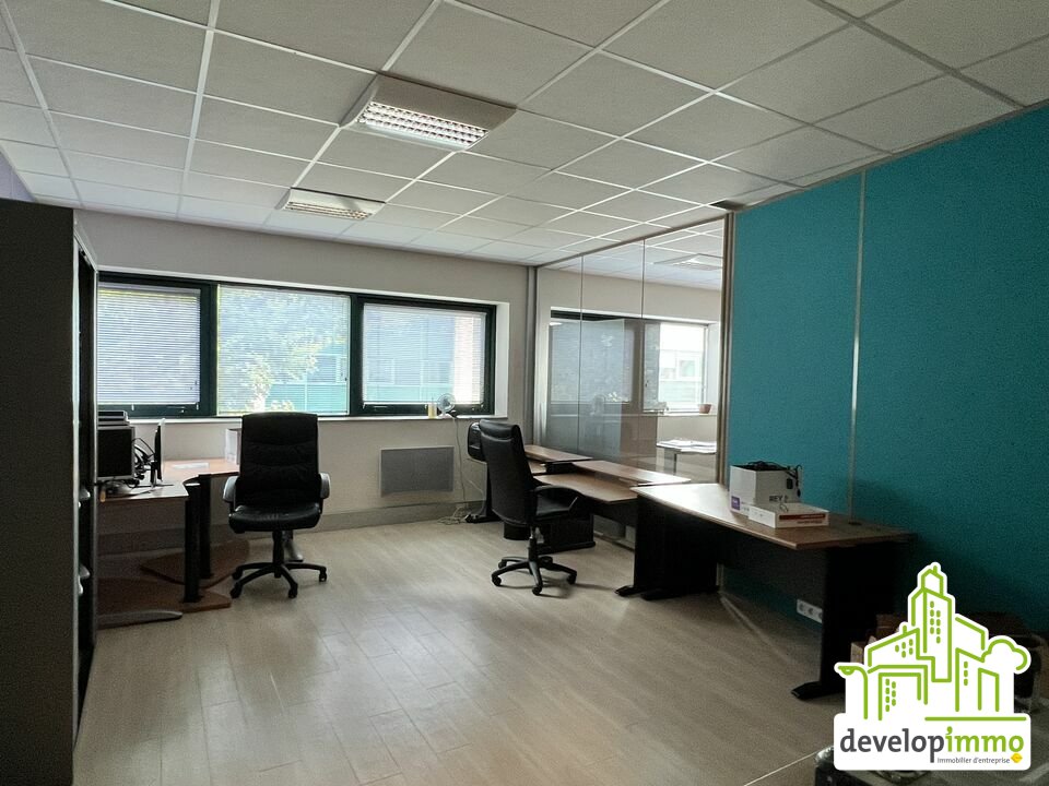 Plateau aménagé de 396 m² Plateau aménagé de 396 m²