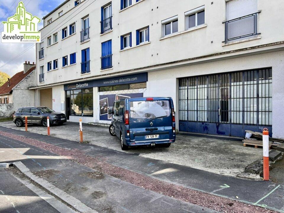 MURS COMMERCIAUX LIBRES MURS COMMERCIAUX LIBRES