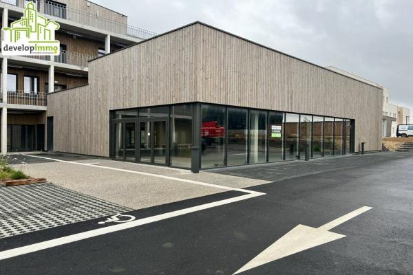 526 m² de bureau à vendre. - Vente et location de locaux et bureaux en Normandie