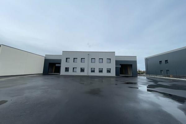 Local d'activité BENOUVILLE 576 m² - Vente et location de locaux et bureaux en Normandie