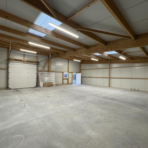 Local d'activité - COLOMBELLES - 154 m² - Vente et location d'entrepôts et bureaux pour professionnels à Caen Local d'activité - COLOMBELLES - 154 m² - Photographie