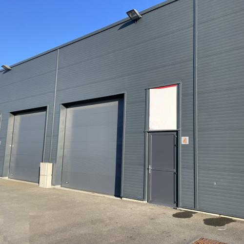 Local d'activité - DEMOUVILLE - 99 m² - Vente et location d'entrepôts et bureaux pour professionnels à Caen Local d'activité - DEMOUVILLE - 99 m² - Photographie