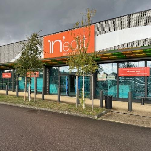 Local commercial - MONDEVILLE - 1000 m²  - Vente et location d'entrepôts et bureaux pour professionnels à Caen Local commercial - MONDEVILLE - 1000 m²  - Photographie